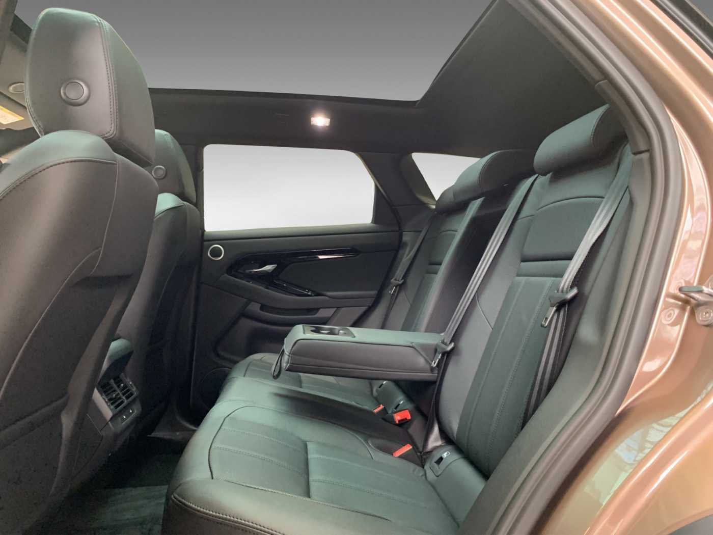 Land Rover Range Rover Evoque P160 Dynamic SE +PANORAMADACH +WINTERPAKET +20 ZOLL RÄDER BLACK