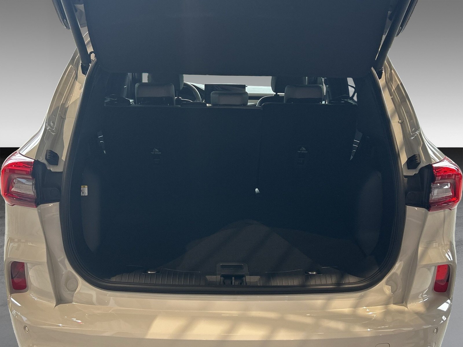 Ford Kuga 2.5 Duratec Sound Edition