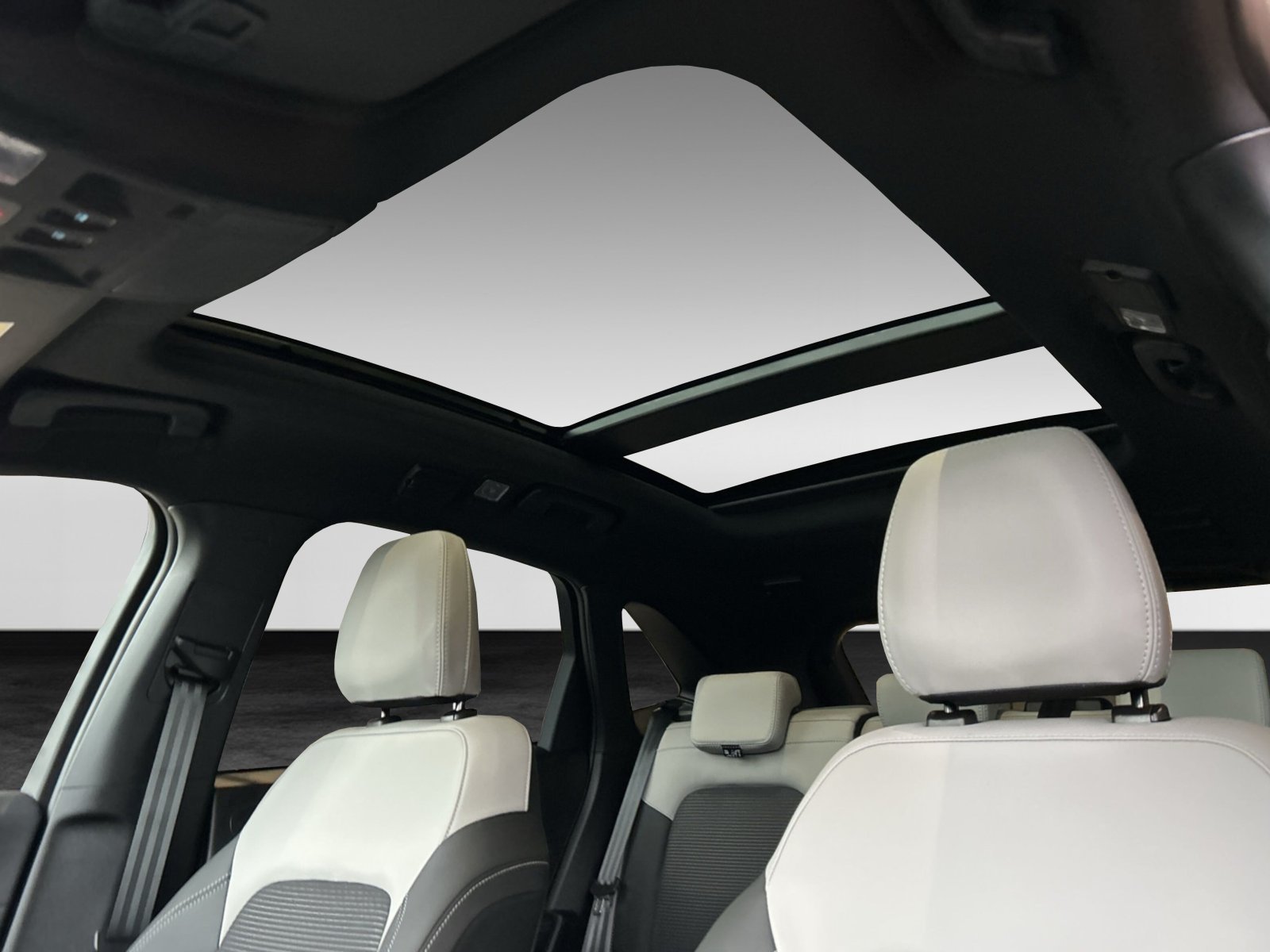 Ford Kuga 2.5 Duratec Sound Edition