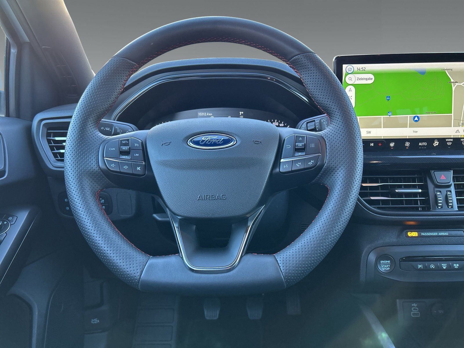 Ford Focus 1.0 EcoBoost ST-Line +Navi+DAB+Sitzhzg.