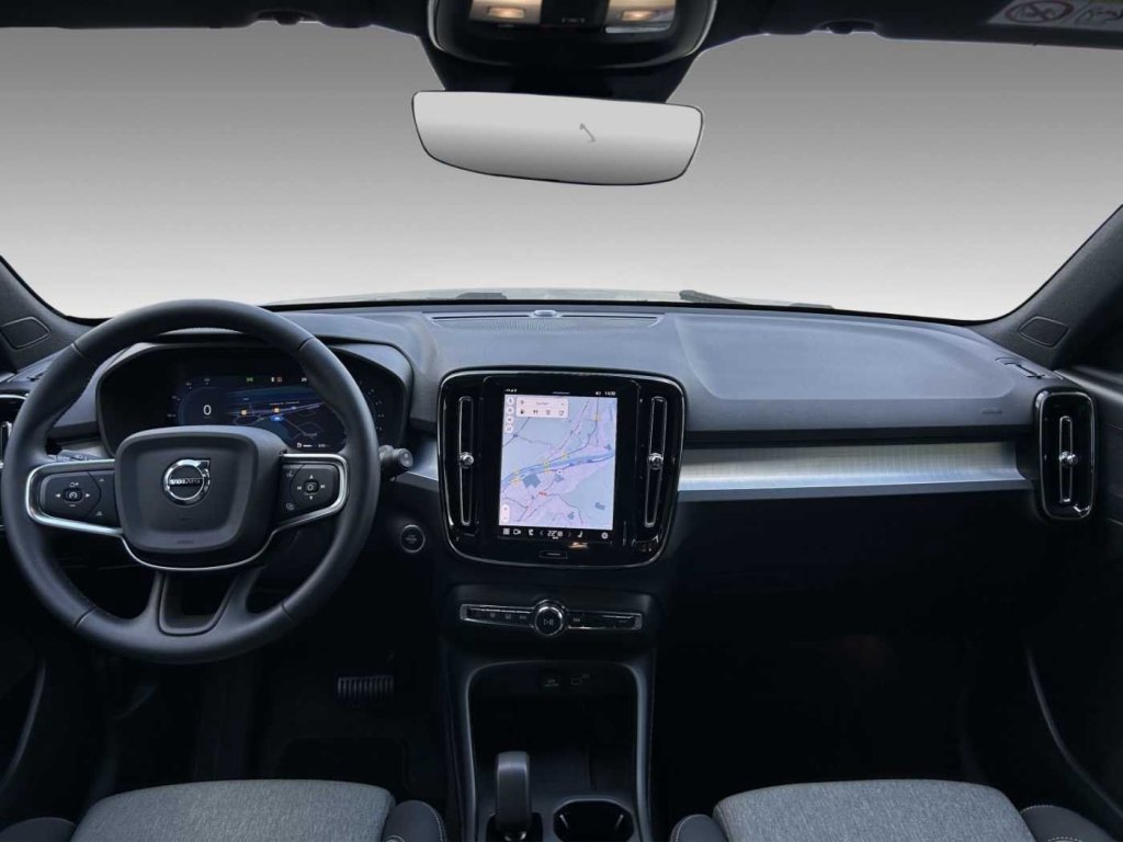 Volvo XC40 B4 Plus Black Edition+FS-Heizung+Licht-Paket+HK