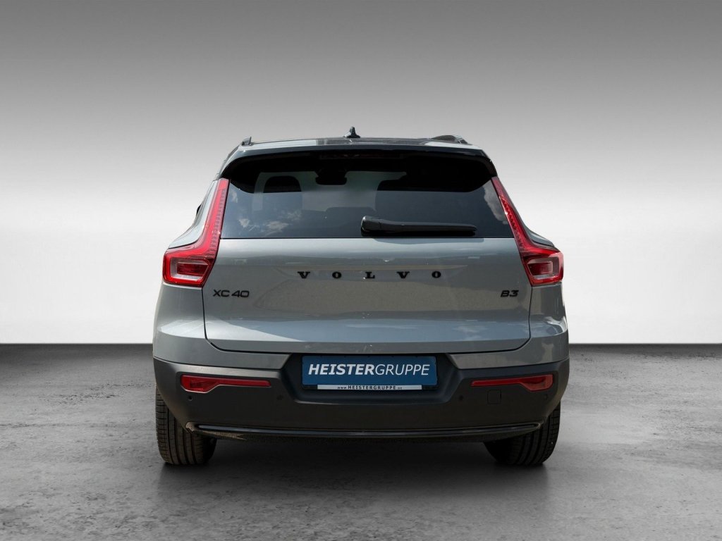 Volvo XC40 B3 Plus Black Edition+10.500€ Preisvorteil+FS-Heizung+ACC+HK+BLIS