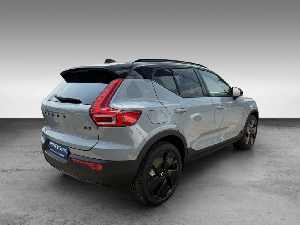 Volvo XC40 B3 Plus Black Edition+10.500€ Preisvorteil+FS-Heizung+ACC+HK+BLIS