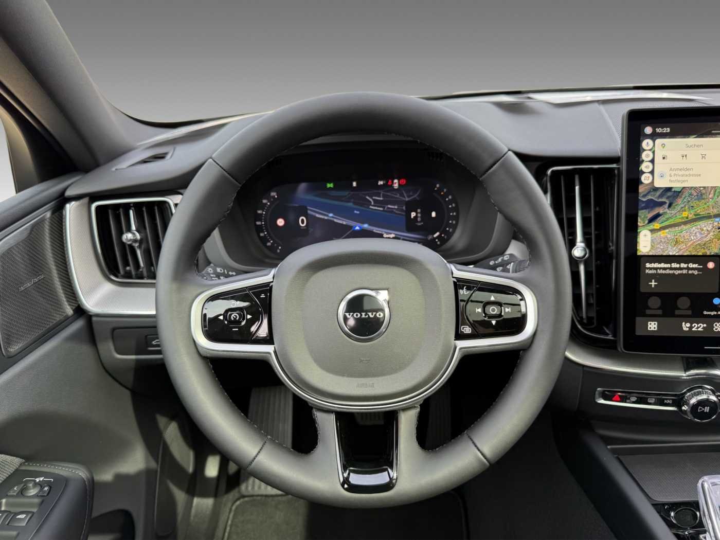 Volvo XC60 T6 Plus Black Edition+Licht-Paket+HK+Keyless