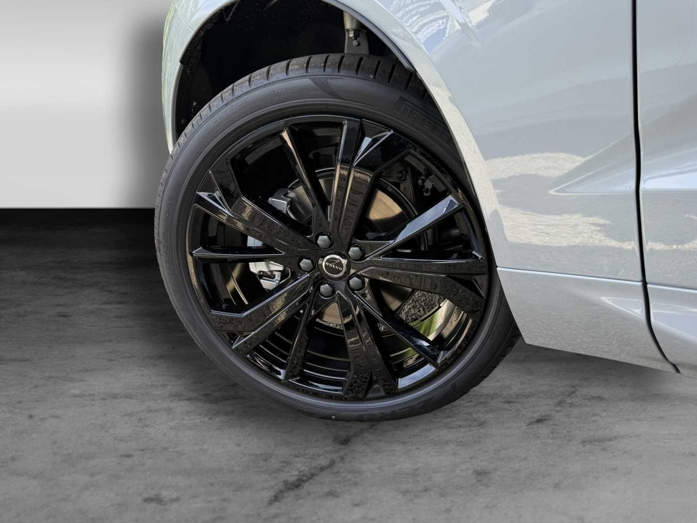 Volvo XC60 T6 Plus Black Edition+Licht-Paket+HK+Keyless
