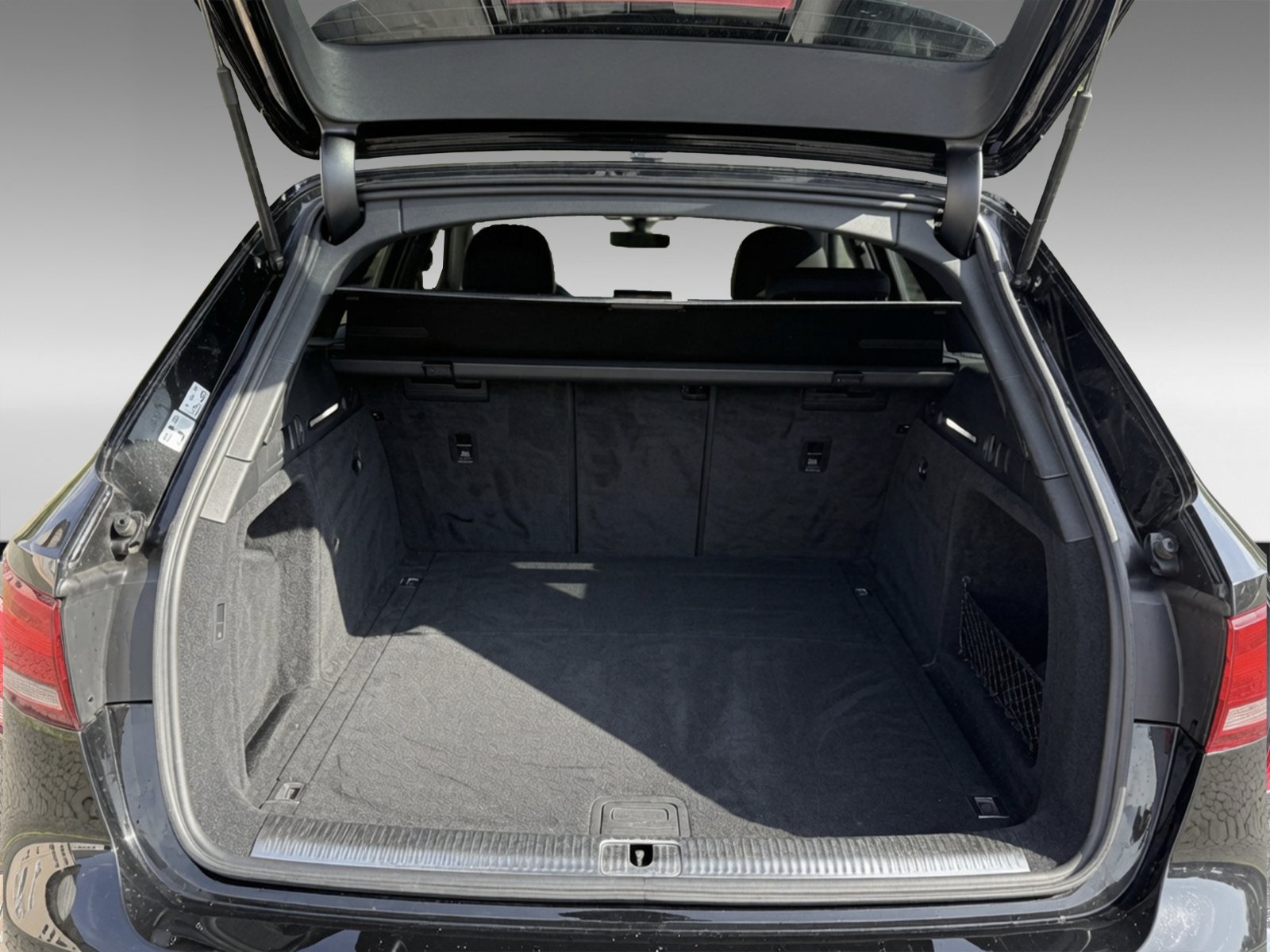 Audi A4 1.4 TFSI sport+AHK+MMI+Tourpaket+Audi virtual cockpit
