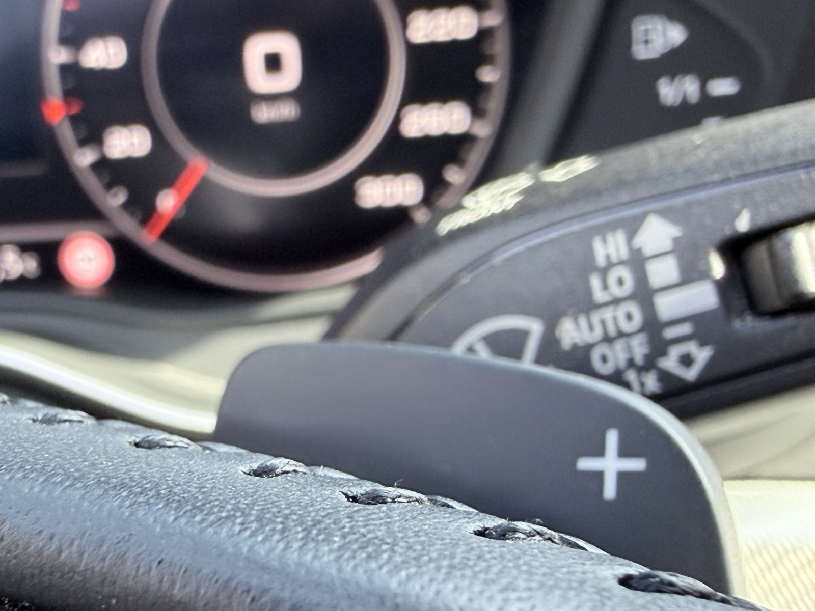 Audi A4 1.4 TFSI sport+AHK+MMI+Tourpaket+Audi virtual cockpit