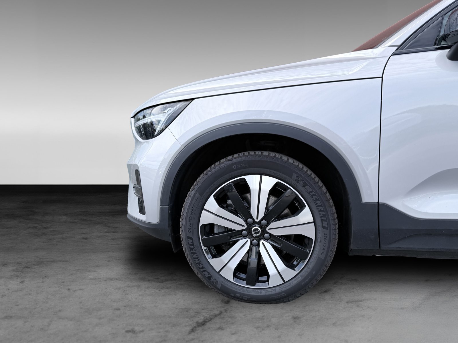 Volvo XC40 Recharge Single Motor Plus+ACC+Keyless+Standheizung