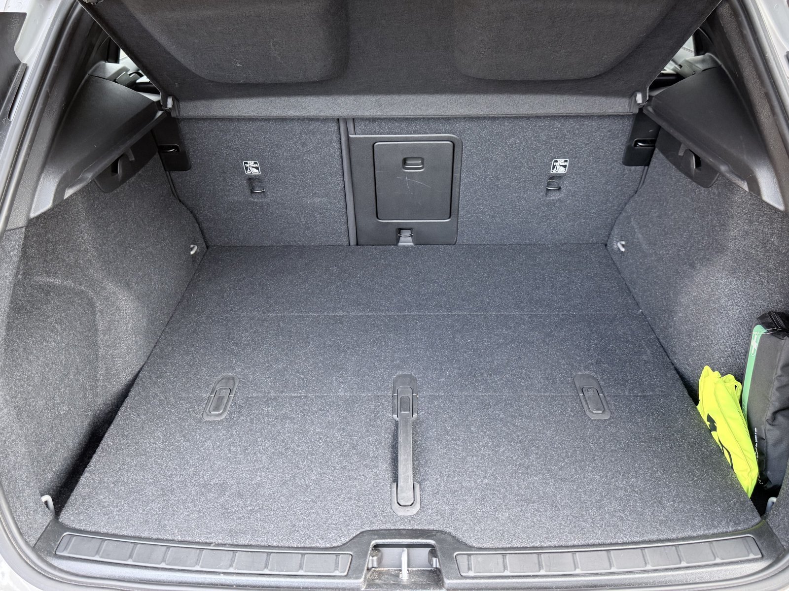 Volvo XC40 Recharge Single Motor Plus+ACC+Keyless+Standheizung