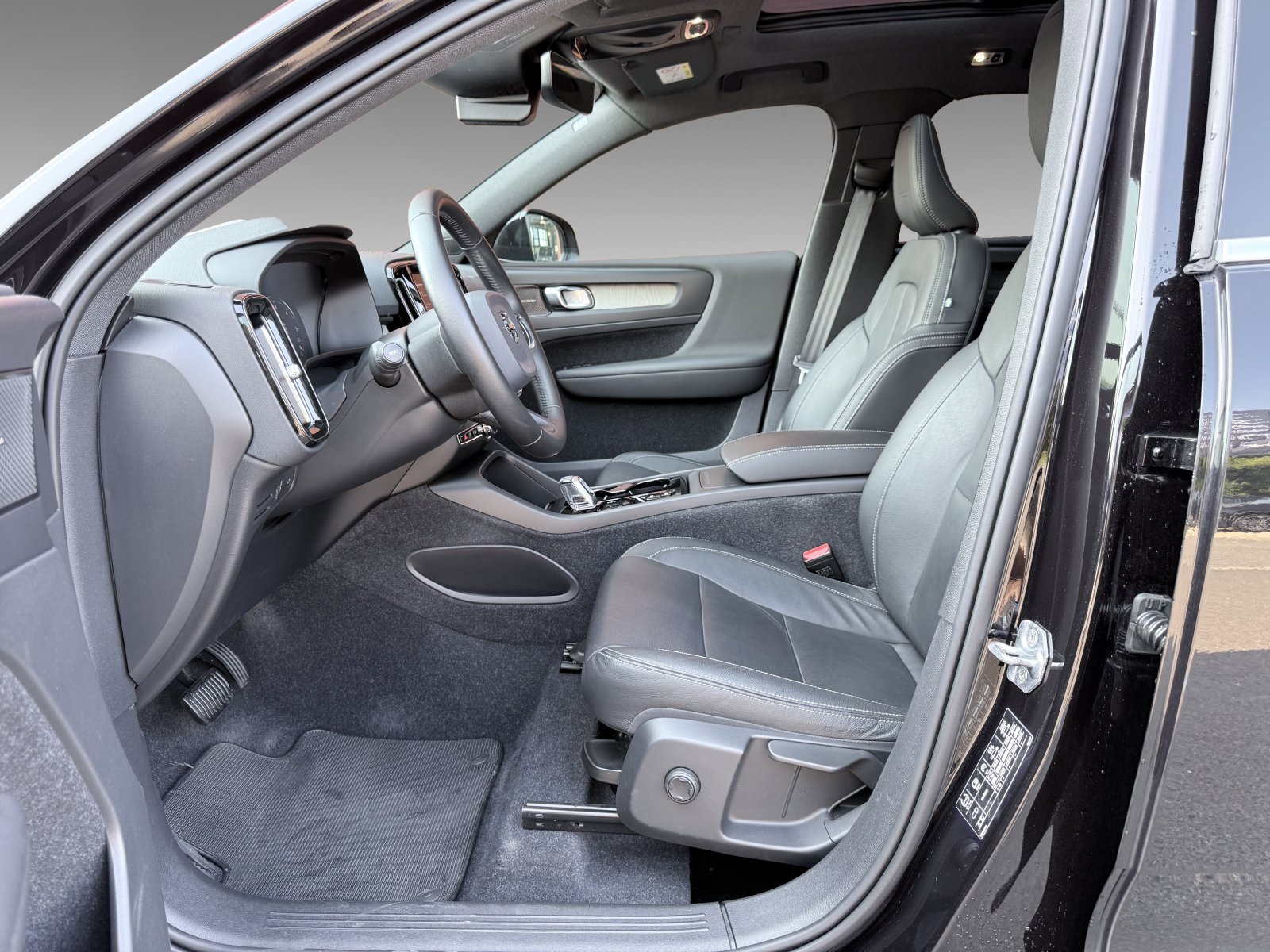 Volvo XC40 D3 AWD Inscription+360°+HK+Totwinkel+Xenium-Paket