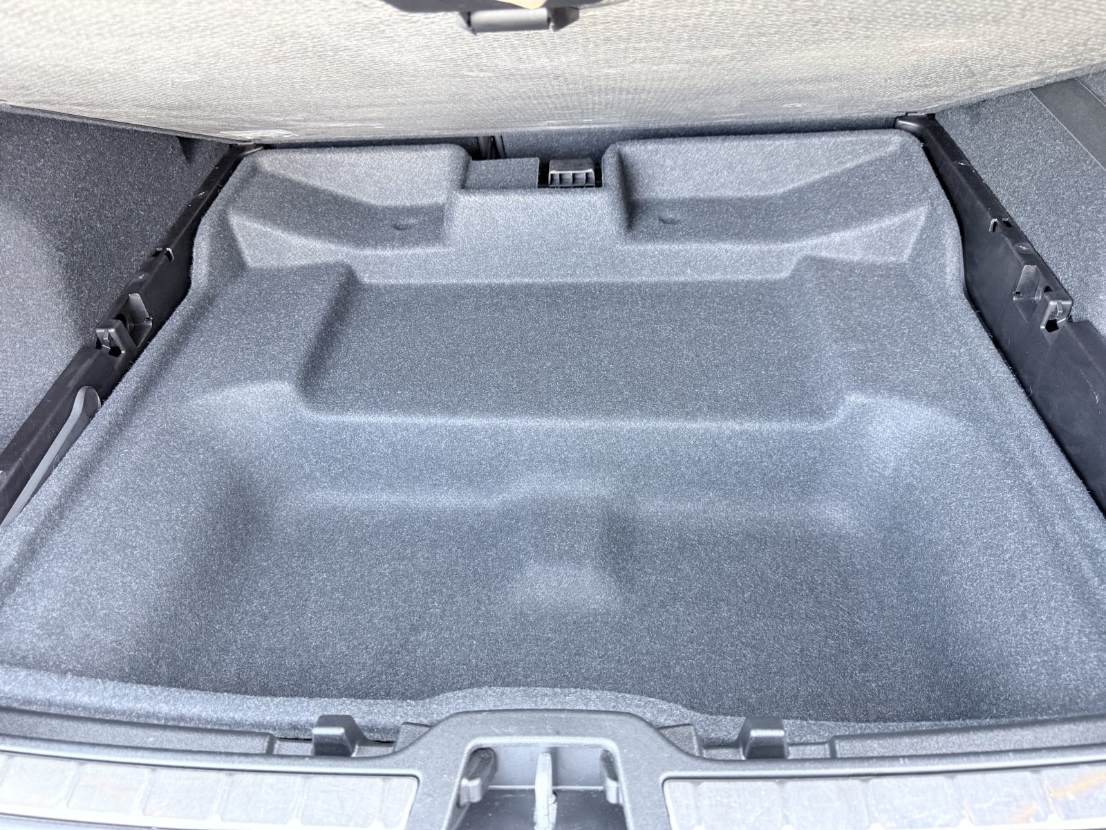 Volvo XC40 D3 AWD Inscription+360°+HK+Totwinkel+Xenium-Paket