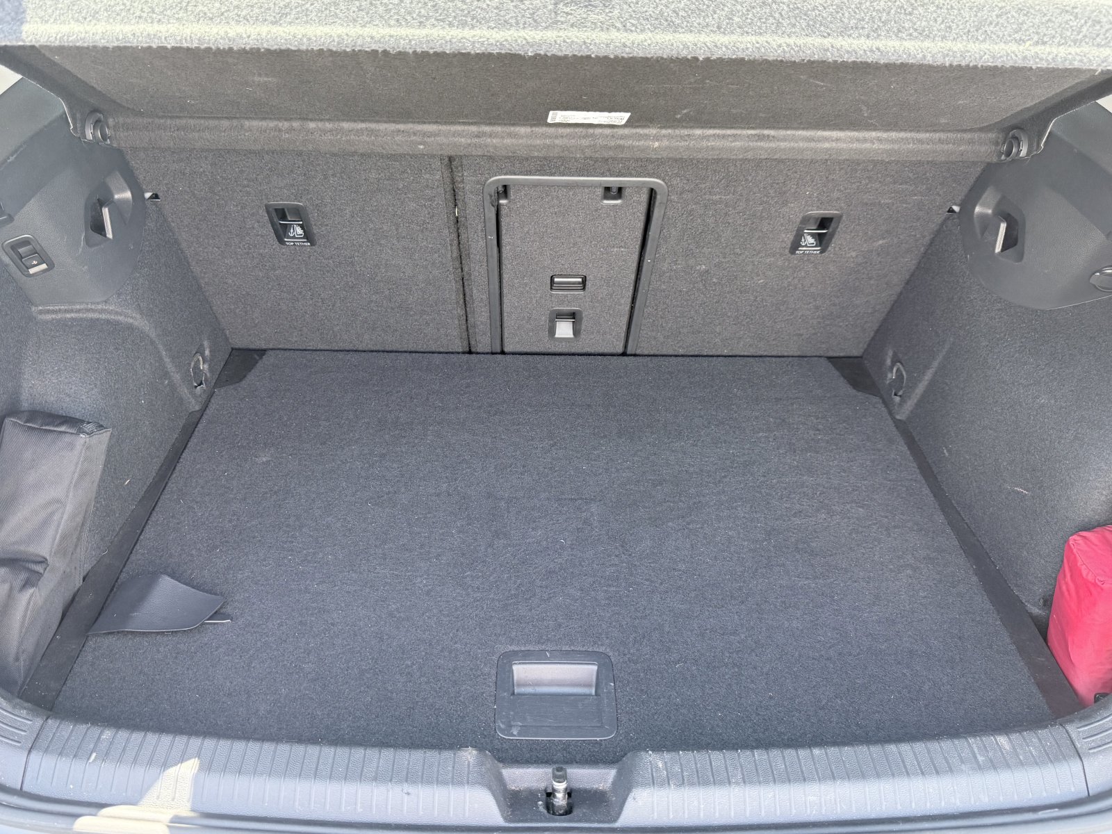 VW Golf VIII 1.5 TSI Active+ACC+AHK+Ambiente+IQ.DRIVE-Paket