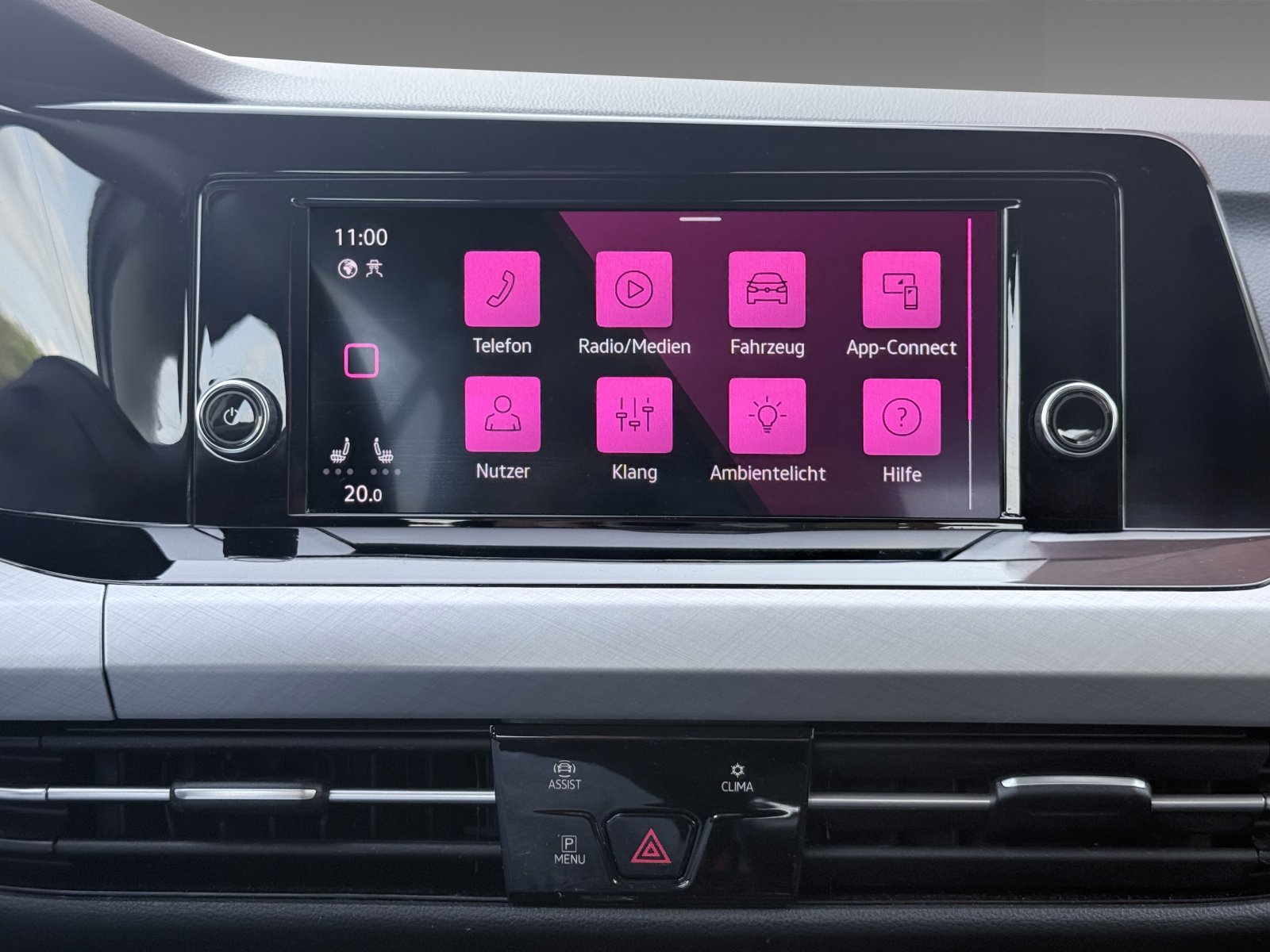 VW Golf VIII 1.0 TSI Life+Ambiente+CarPlay+Winterpaket