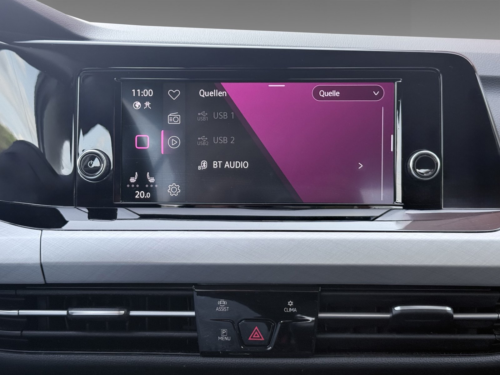 VW Golf VIII 1.0 TSI Life+Ambiente+CarPlay+Winterpaket