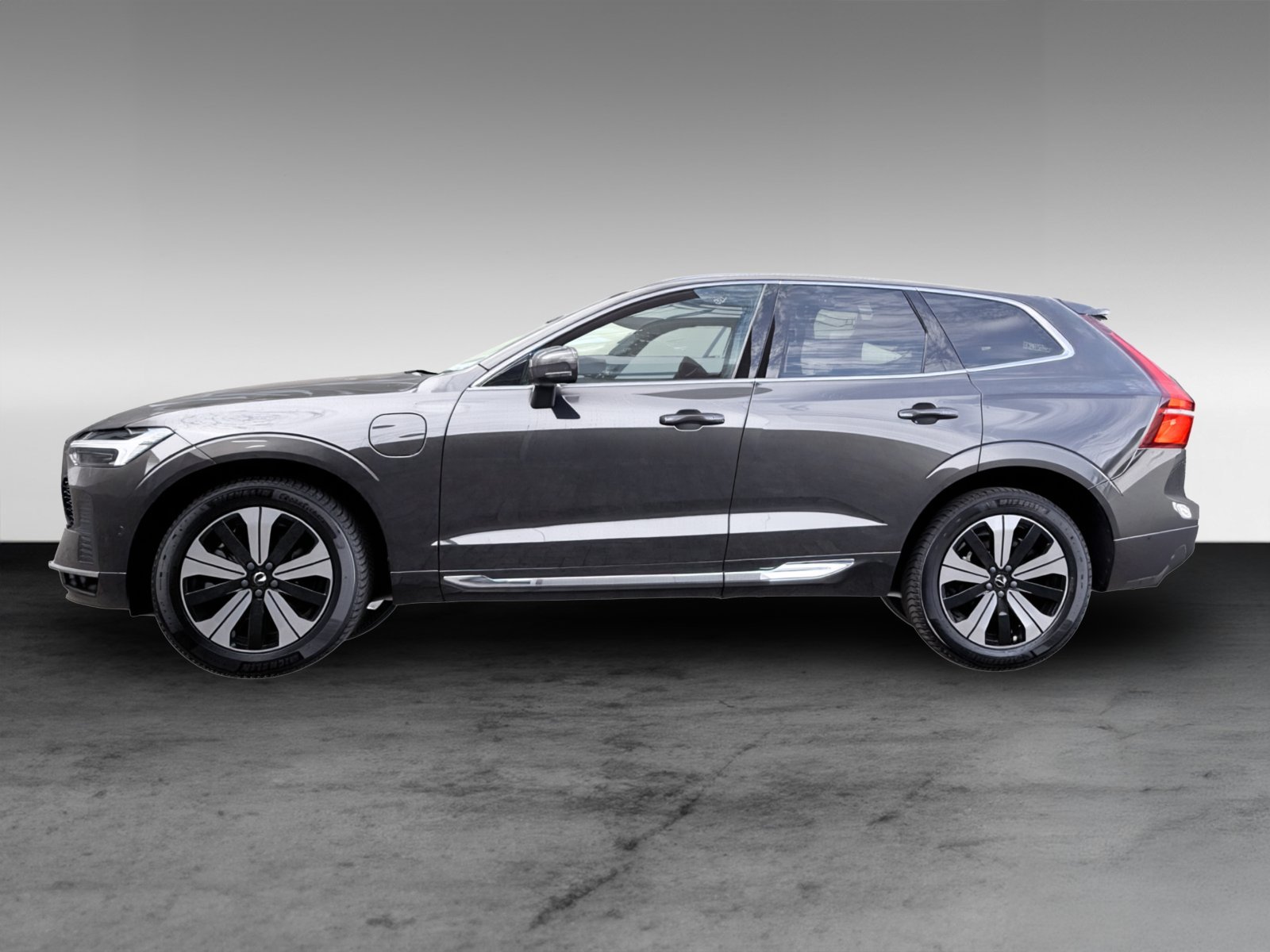 Volvo XC60 T6 AWD Plus Bright+360°+ACC+Business-Paket+BLIS+Voll-LED