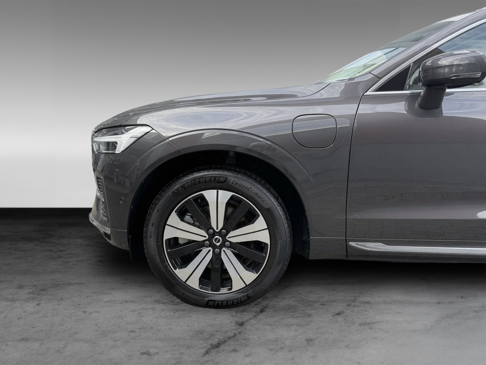 Volvo XC60 T6 AWD Plus Bright+360°+ACC+Business-Paket+BLIS+Voll-LED