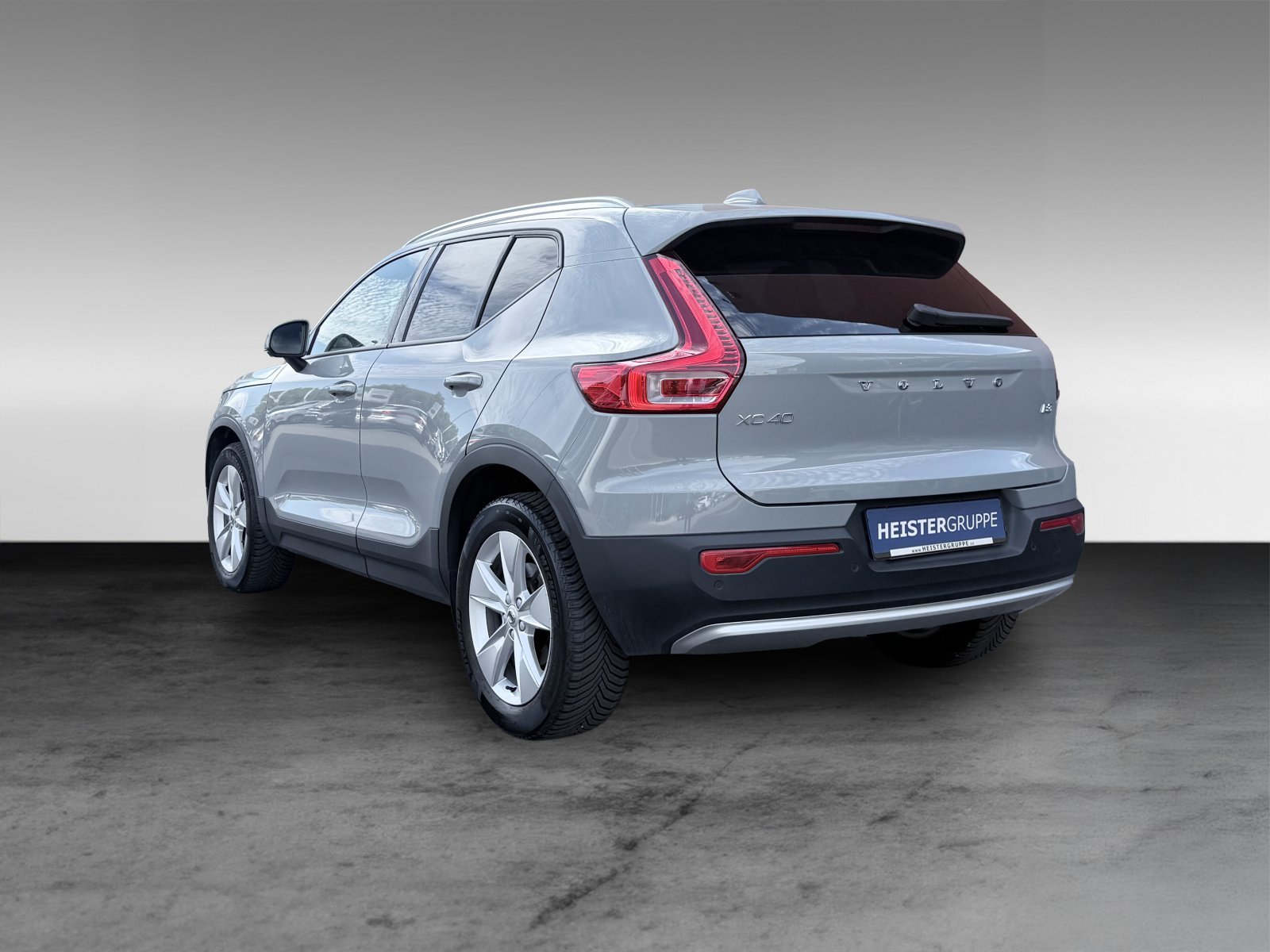 Volvo XC40 B3 Core+Bluetooth+CarPlay+Keyless