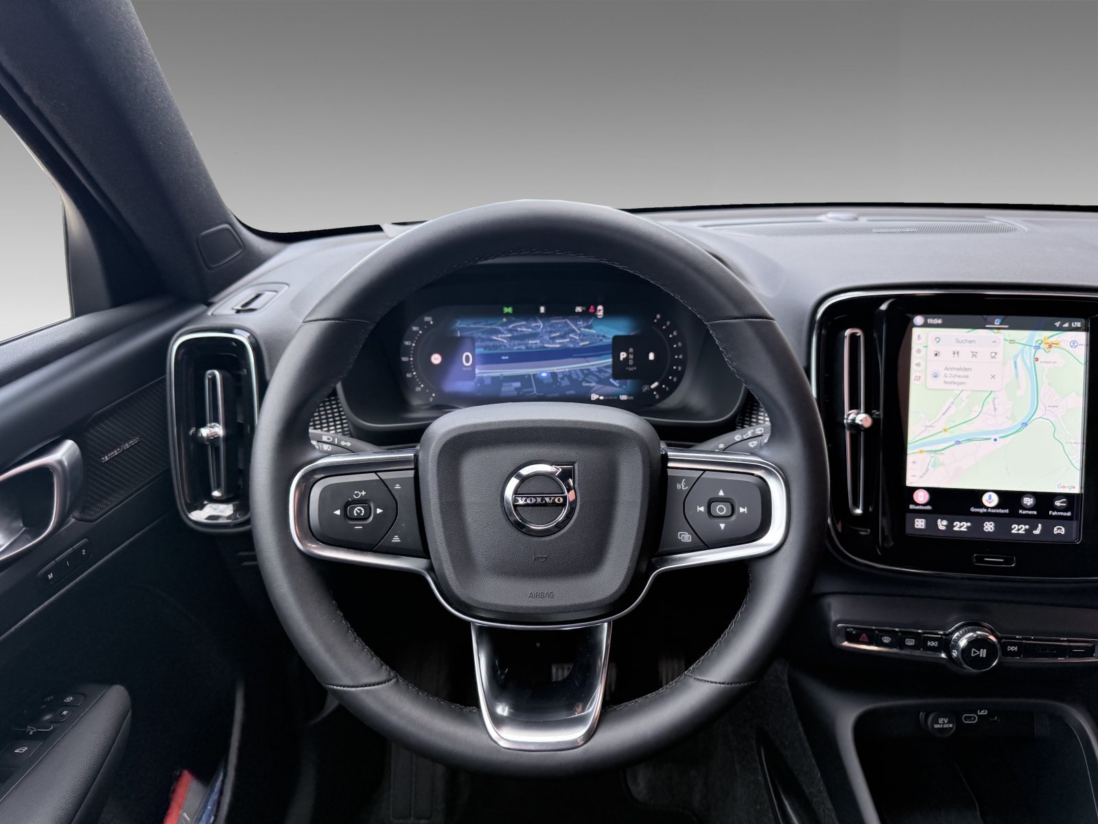 Volvo XC40 B3 Core+Bluetooth+CarPlay+Keyless