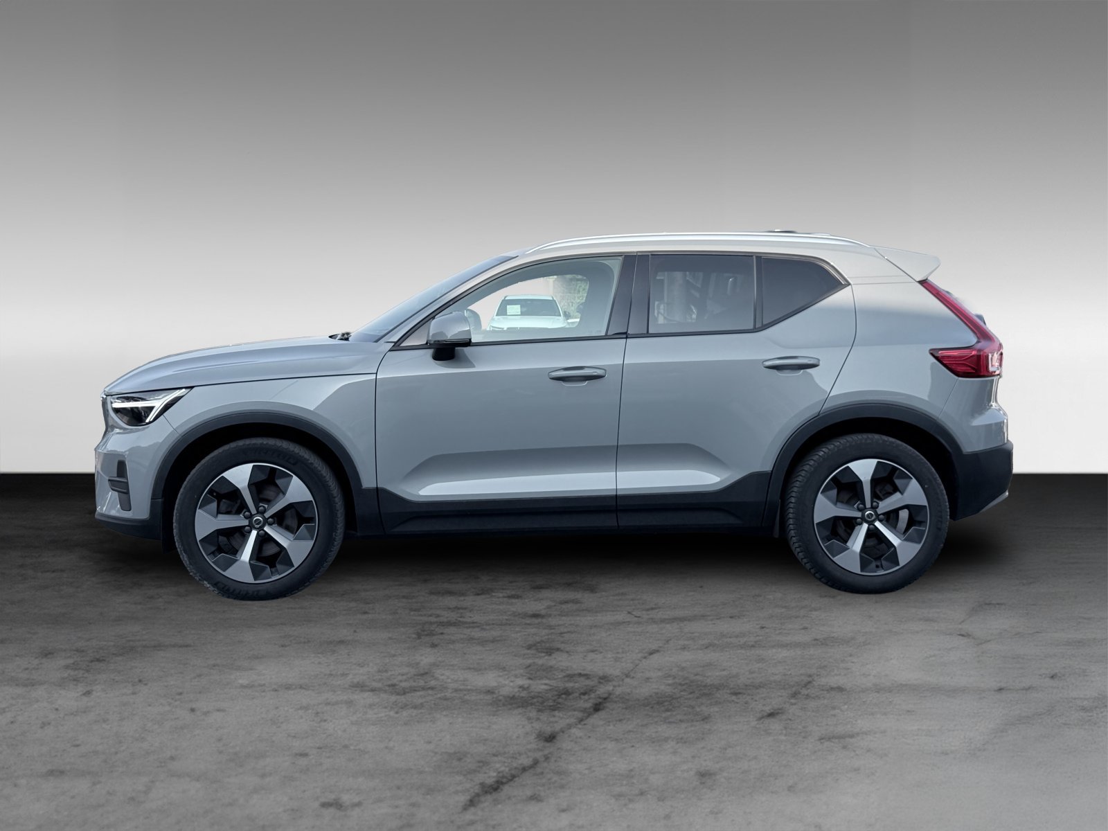 Volvo XC40 B3 Core+Bluetooth+CarPlay+Keyless
