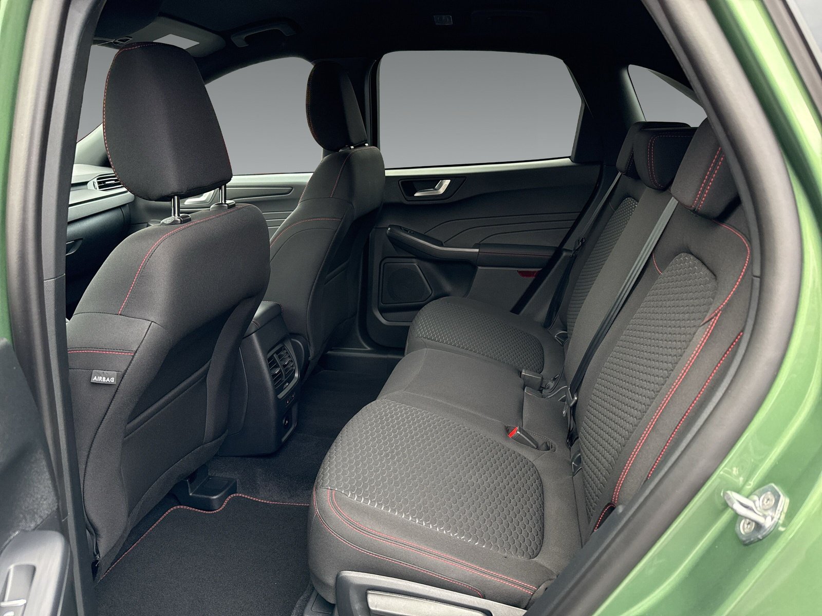 Ford Kuga 2.5 Duratec Hybrid FHEV ST-Line, AHK abnehmbar, Navi, RfKamera, Parkhilfe vorne+hinten