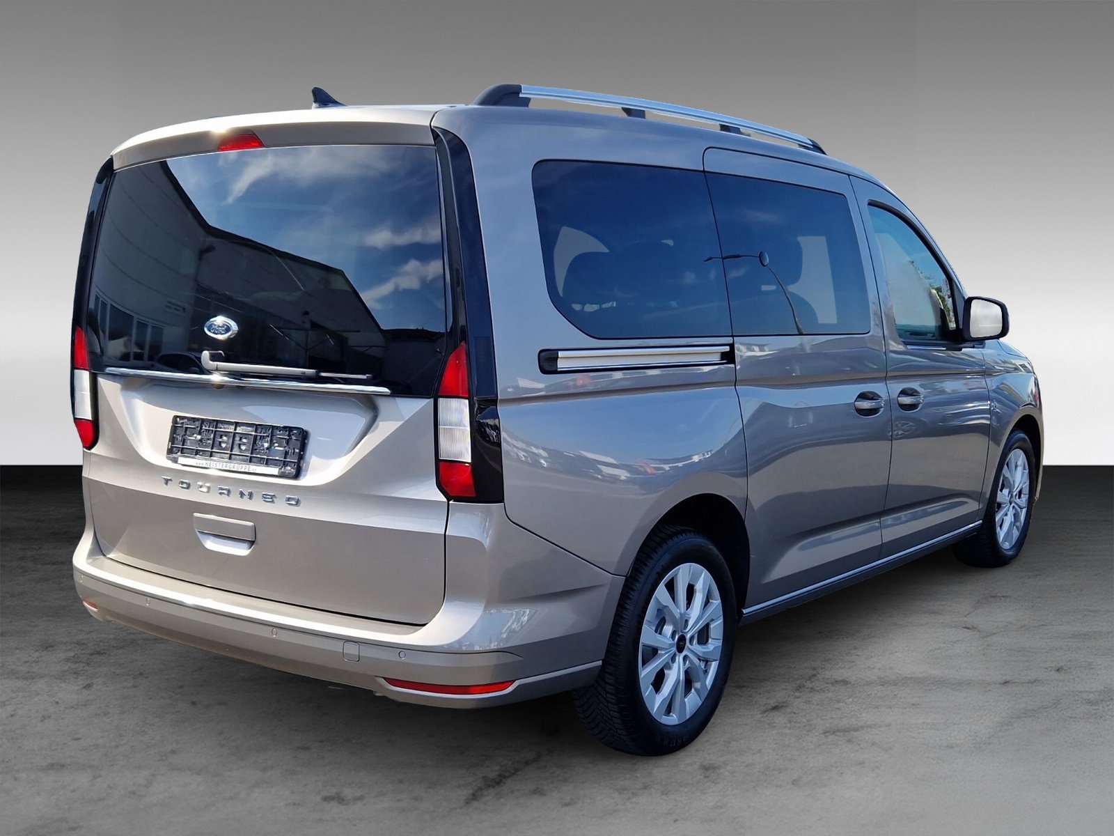 Ford Tourneo Connect Grand Titanium 2.0l TDci, 7 Sitzer, Navi, Klimaautomatik, RfKamera, Parkhilfe vorne+hinten