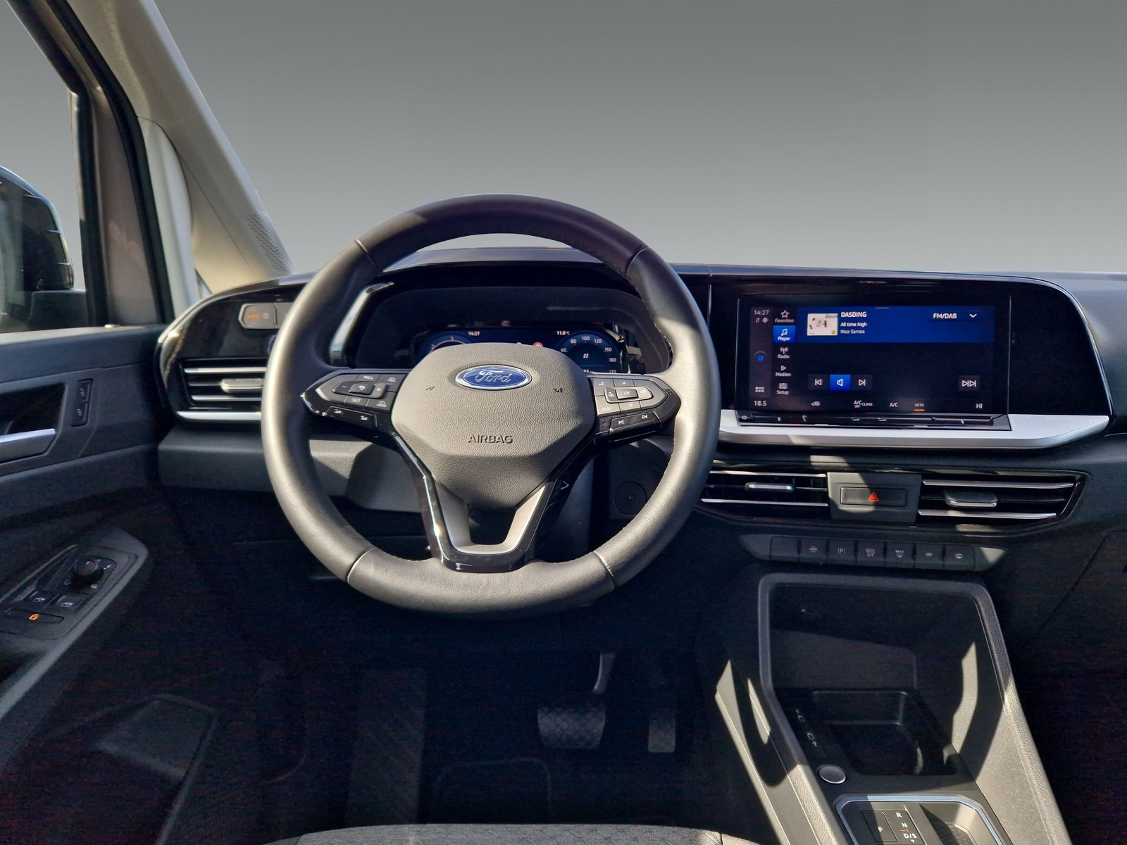 Ford Tourneo Connect Grand Titanium 2.0l TDci, 7 Sitzer, Navi, Klimaautomatik, RfKamera, Parkhilfe vorne+hinten