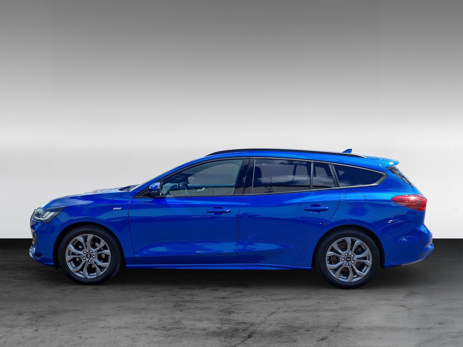 Ford Focus Turnier 1.0l Mild-Hybrid ST-Line X 114KW(155PS) Automatik-Getriebe, Navi+B&O, RfKamera, el. Heckklappe