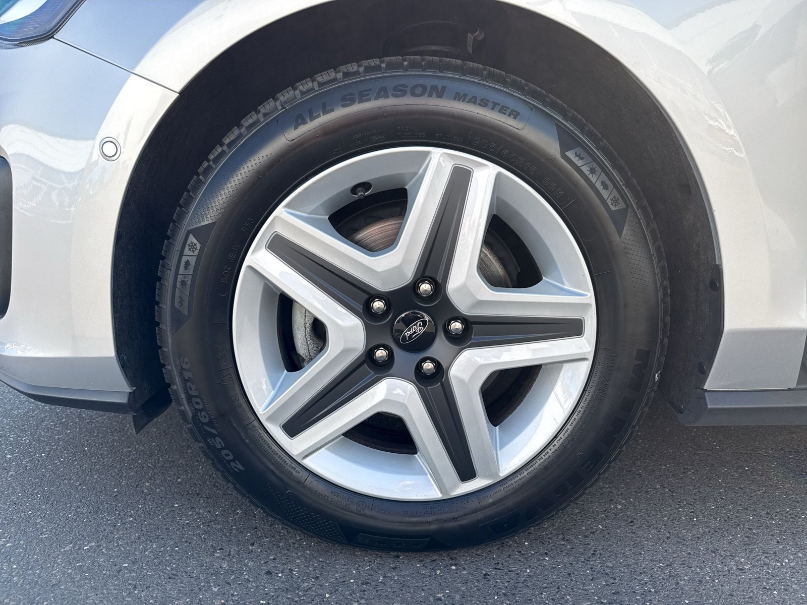 Ford Focus Turnier Cool&Connect 1.0l Ecoboost 92KW(125PS) Klima, Navi, Sitzheizung, Parkhilfe vorne+hinten