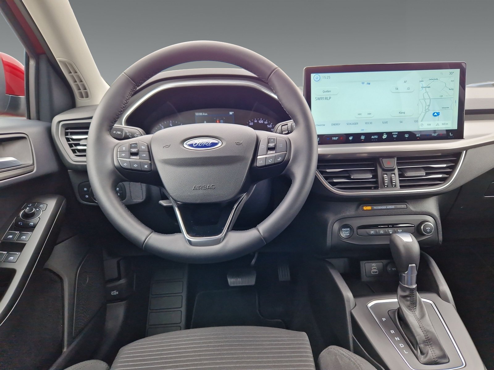 Ford Focus Titanium Turnier 1.0l MildHybrid 114KW(155PS) Automatik-Getriebe, AHK abnehmbar, Navi, RfKamera, Ergonomiesitze vorne