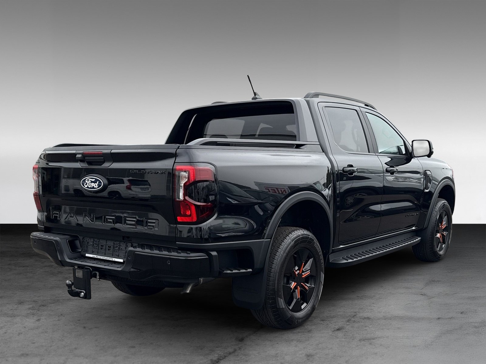Ford Ranger Wildtrak 2.3l EcoBoost Plug-In-Hybrid e-4WD, AHK, Navi, Klimaautomatik, RfKamera, Adaptiver Tempomat