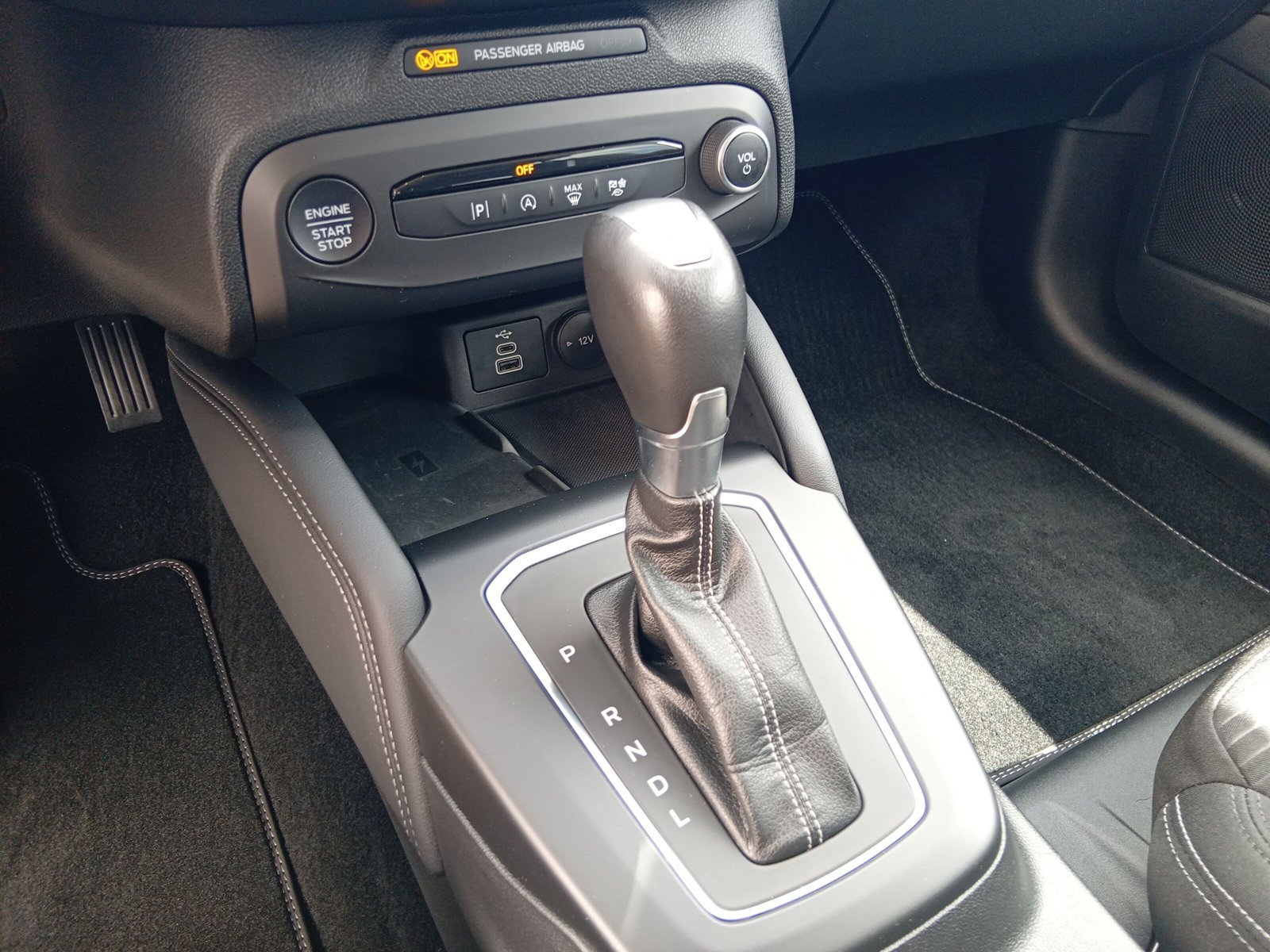 Ford Focus 1.0 Titanium *AUTOMATIK*NAVI*KAMERA*